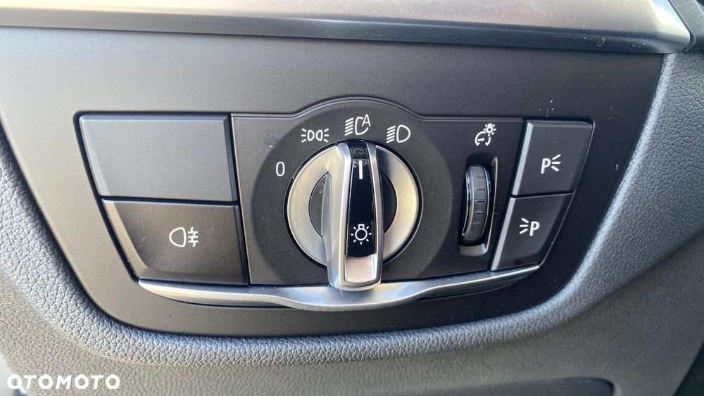 BMW X3 xDrive20d Advantage - 23