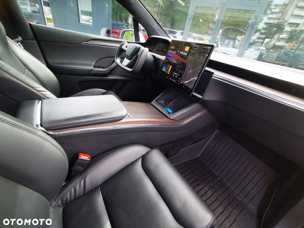 Tesla Model X Long Range - 15