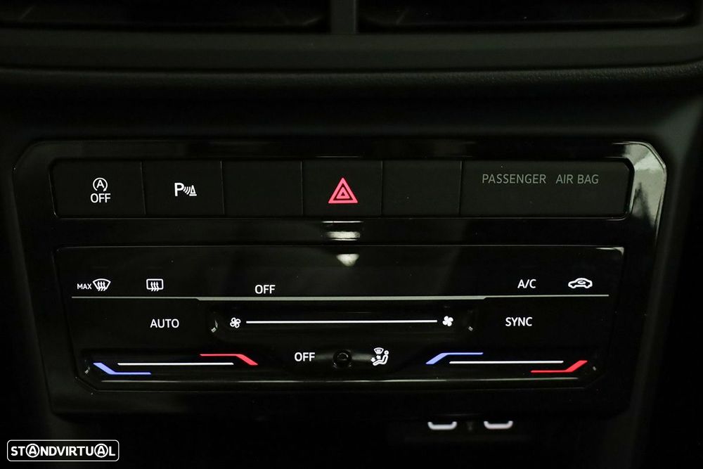 VW T-Cross - 11