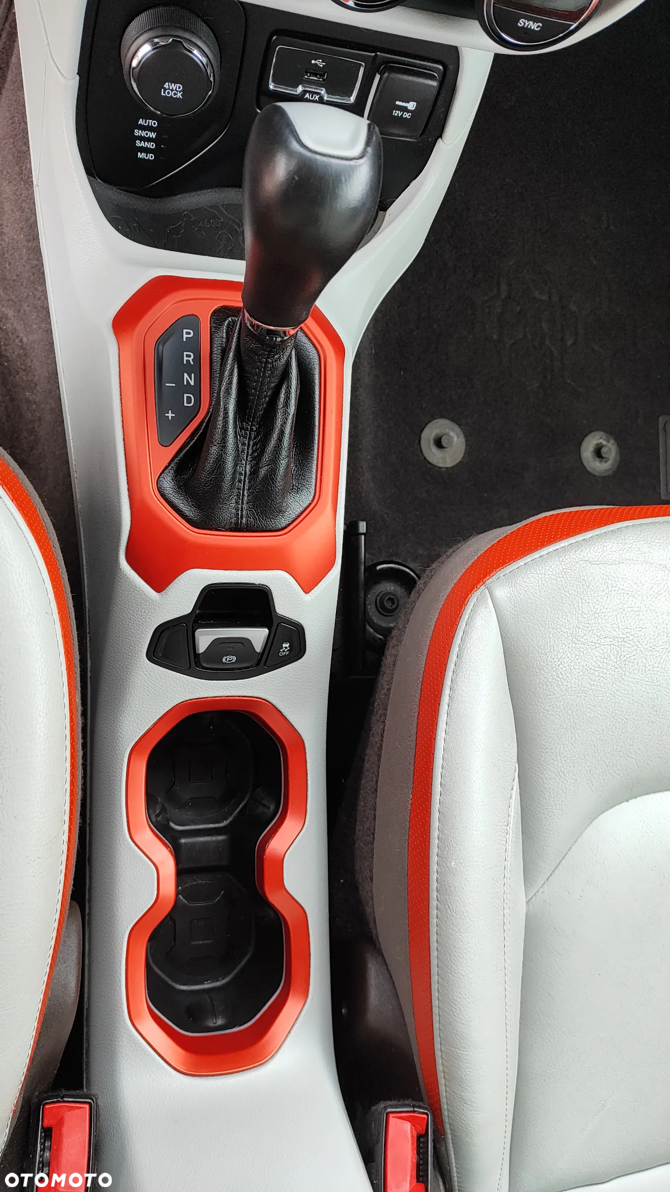 Jeep Renegade - 15