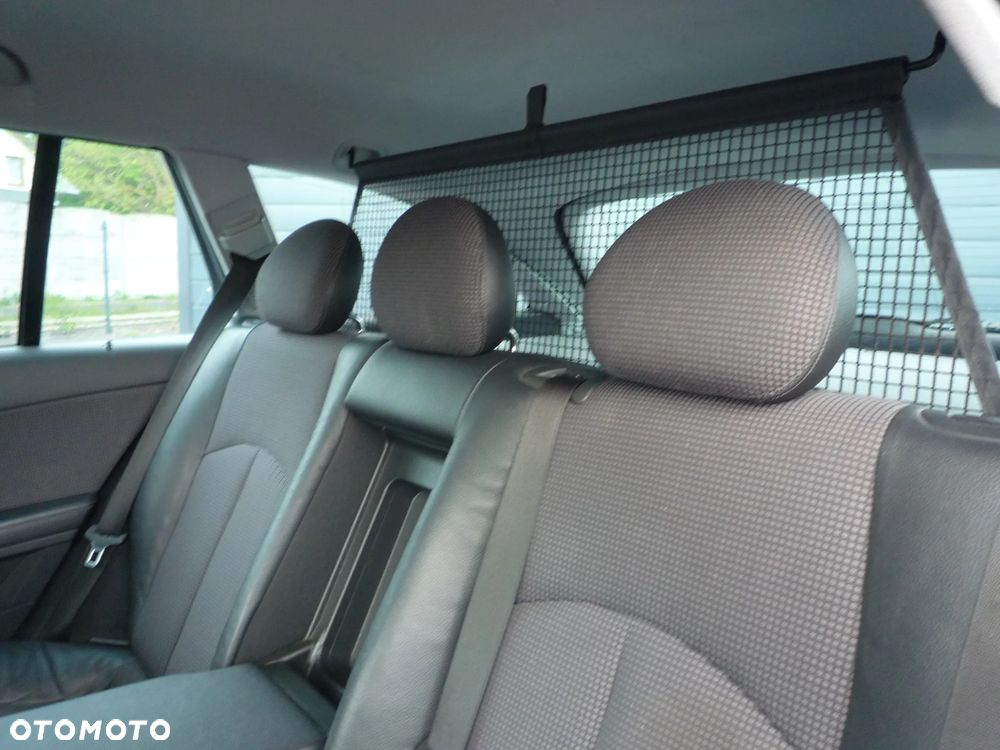 Mercedes-Benz Klasa E 220 CDI T Avantgarde - 14