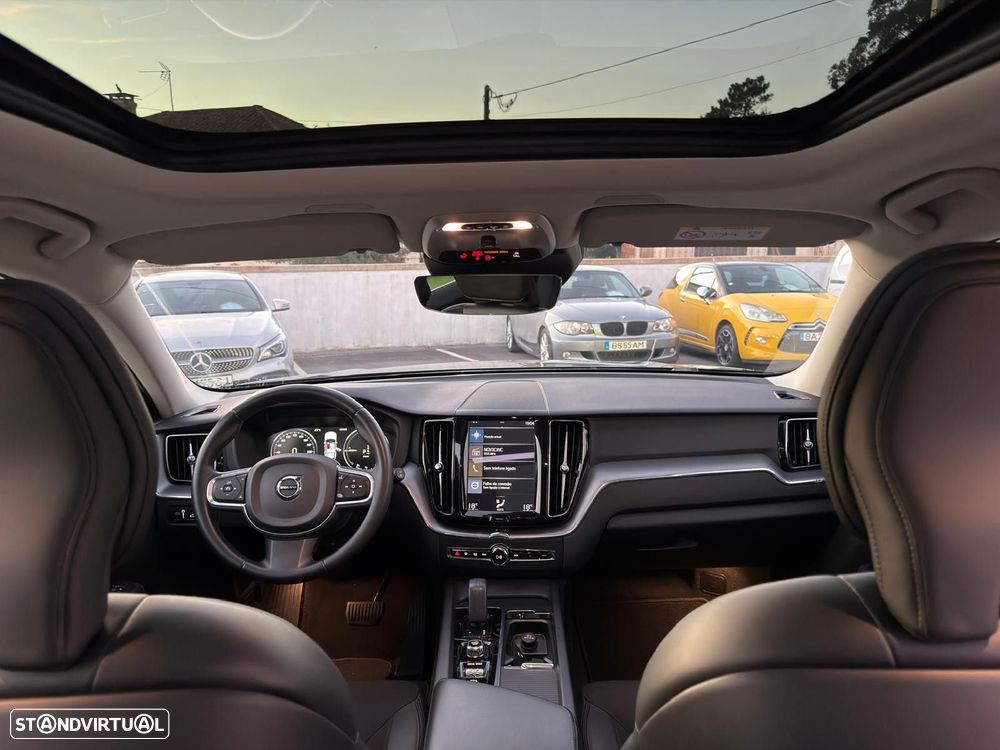 Volvo XC 60 2.0 T8 PHEV Momentum AWD - 18