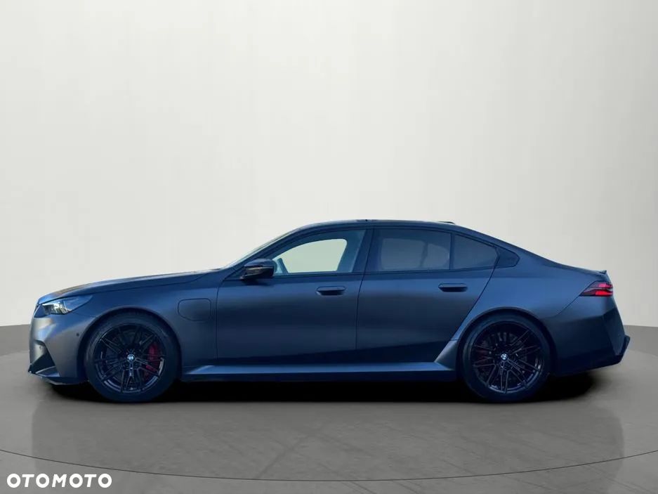 BMW M5 Standard - 2