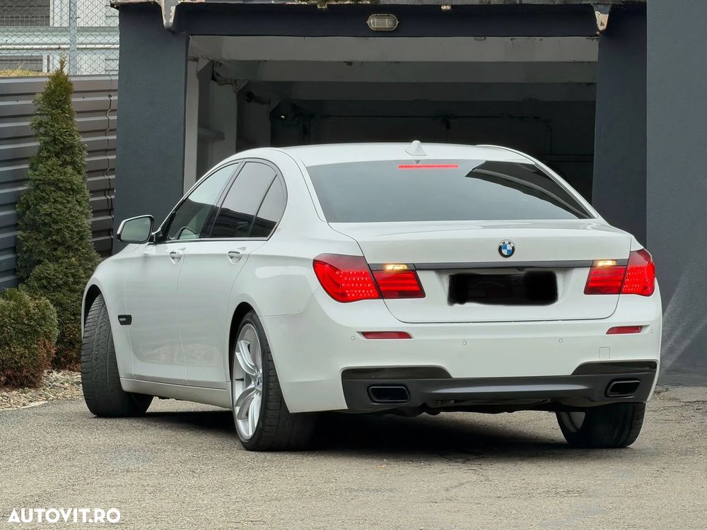 BMW Seria 7 740d - 1