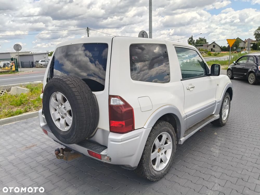 Mitsubishi Pajero 3.2 DI-D Automatik - 9