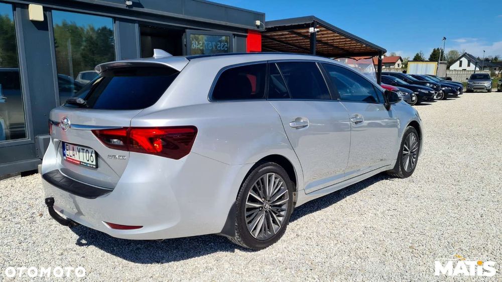 Toyota Avensis - 7