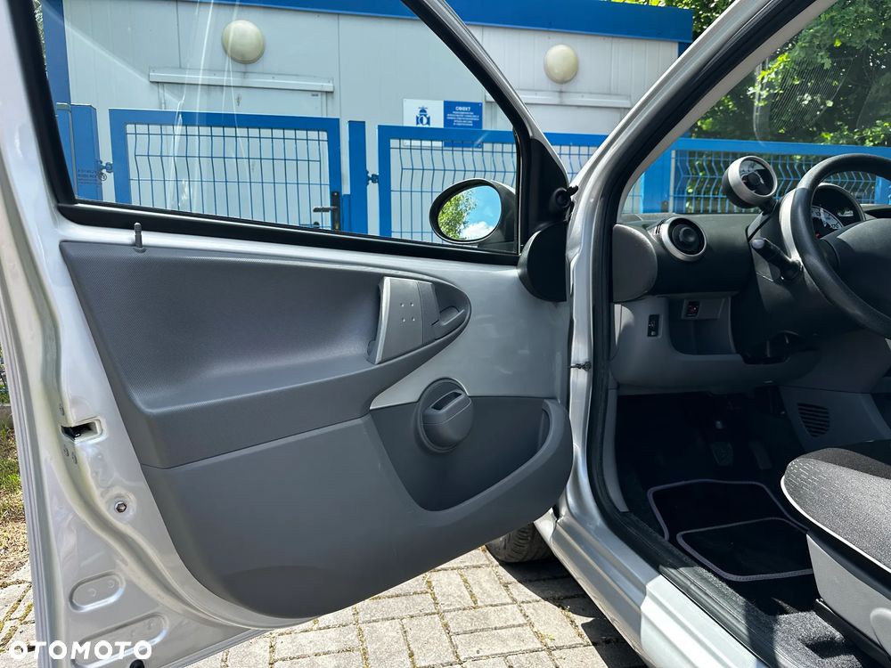 Peugeot 107 70 2-Tronic Filou - 11