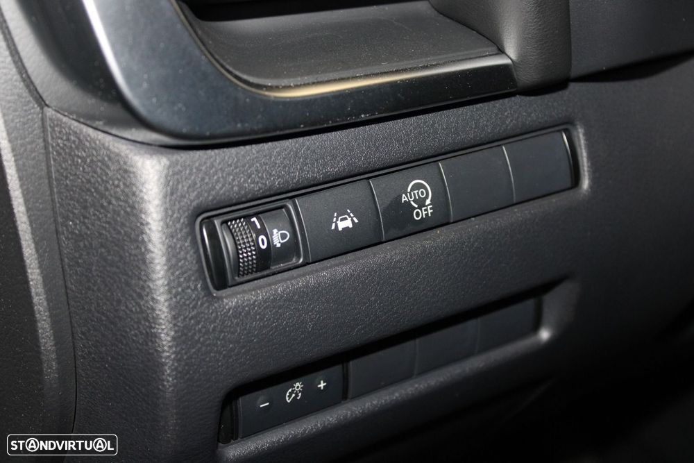 Nissan Qashqai 1.3 DIG-T N-Connecta - 11