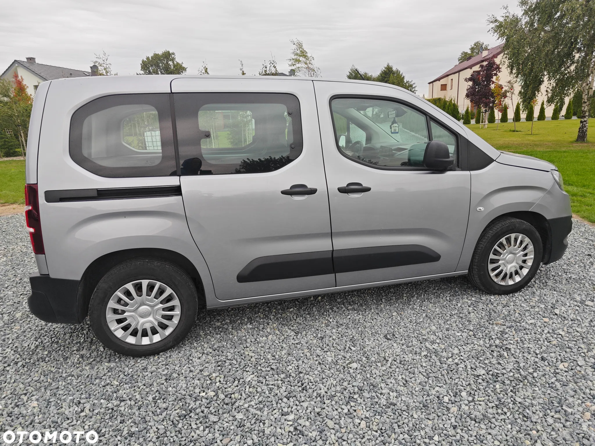 Toyota Proace City Verso 1.5 D-4D Business - 3