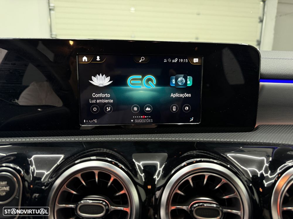 Mercedes-Benz A 250 e AMG Line - 32