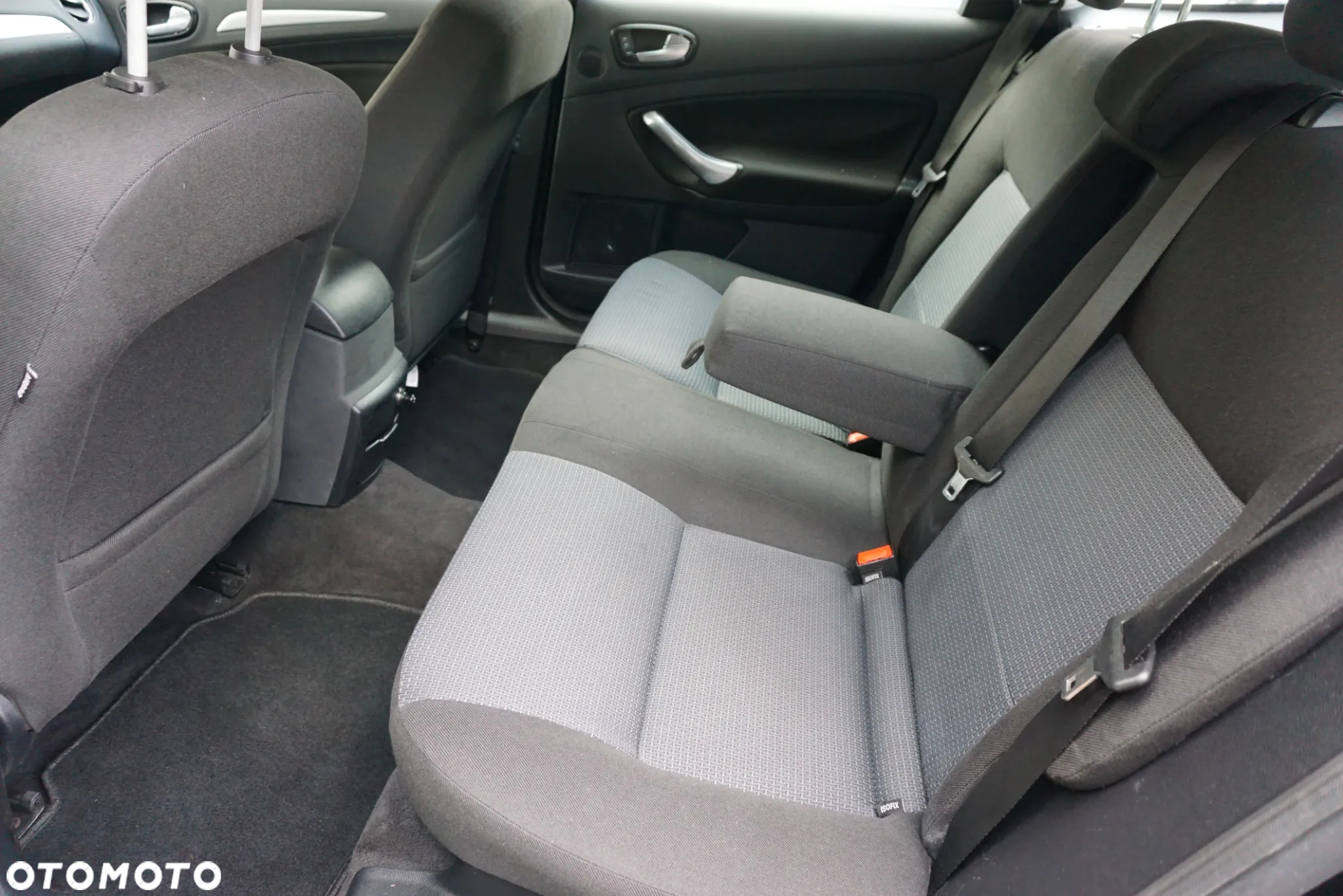Ford Mondeo Turnier 2.0 TDCi Ghia - 9