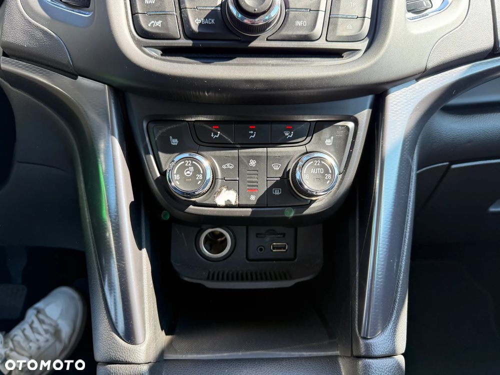 Opel Zafira 1.4 Turbo (ecoFLEX) Start/Stop Innovation - 19