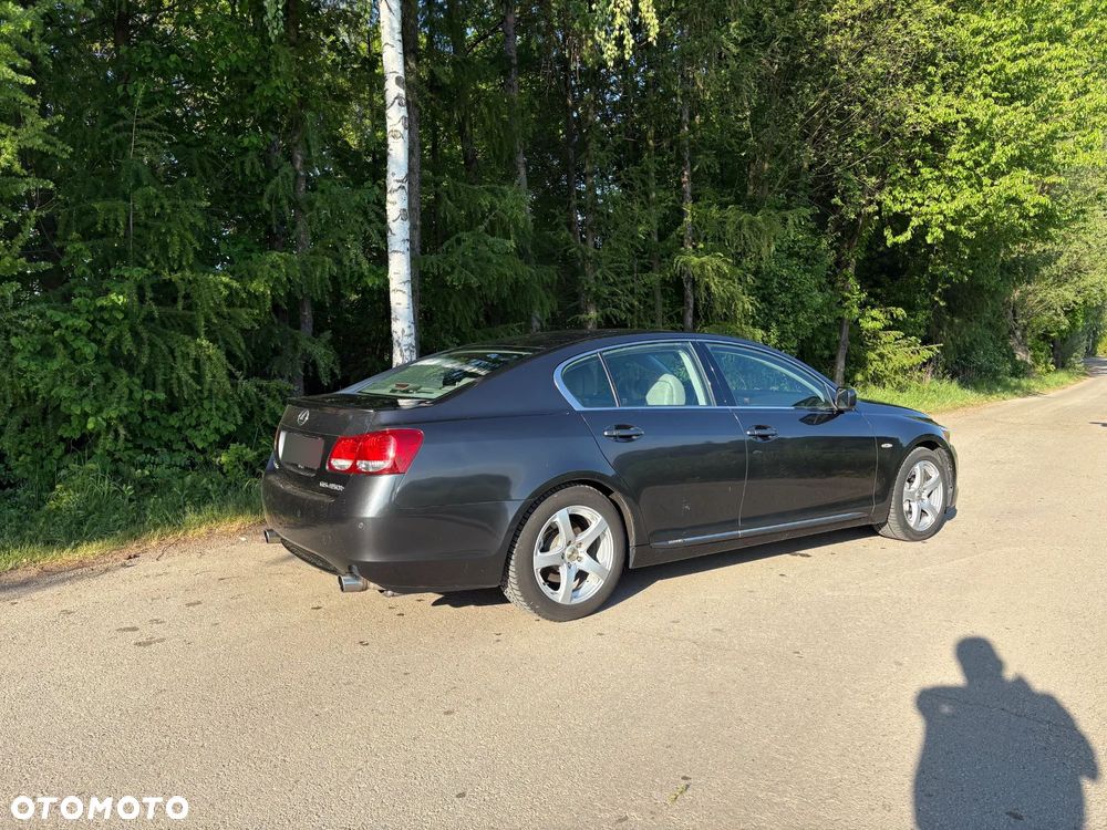Lexus GS - 2