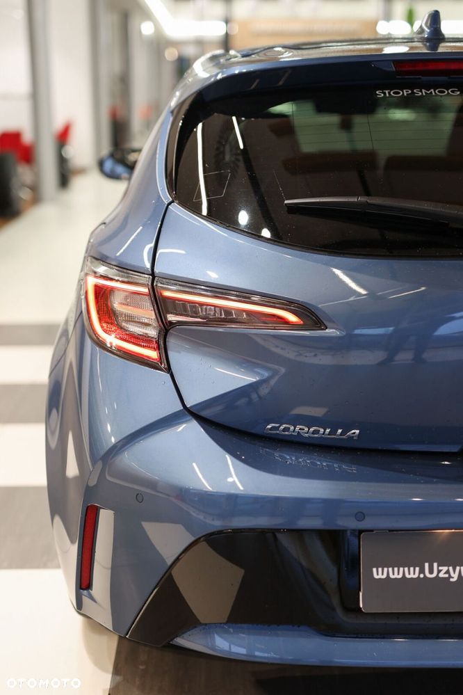 Toyota Corolla 1.8 Hybrid Comfort - 10