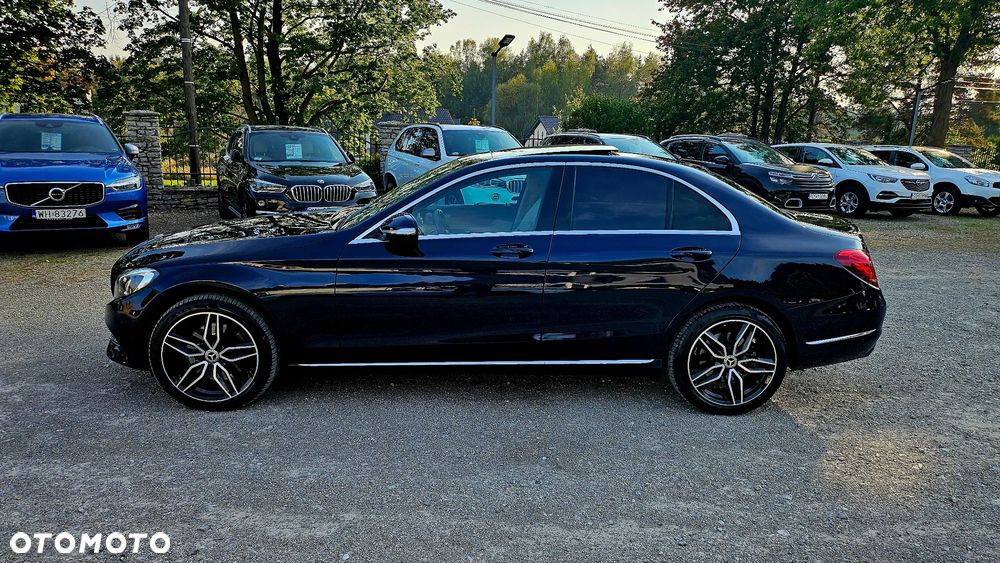 Mercedes-Benz Klasa C 250 CDI DPF 4Matic 7G-TRONIC BlueEFFICIENCY Avantgarde - 9