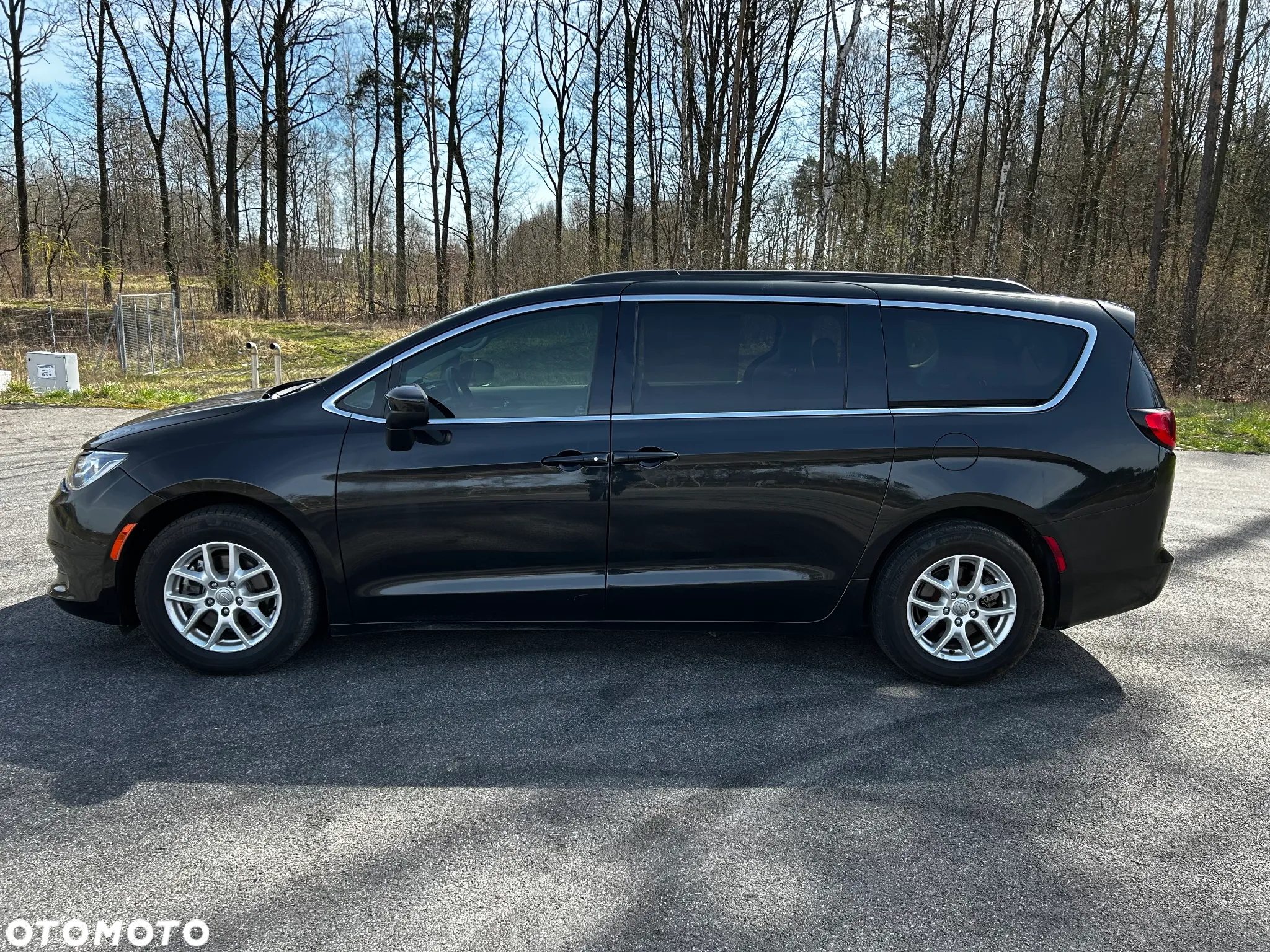 Chrysler Pacifica - 9