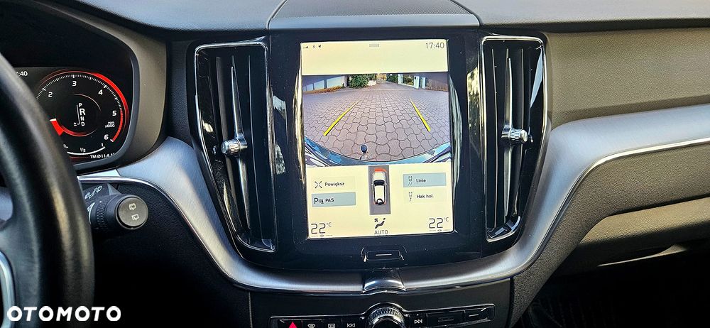 Volvo XC 60 D4 Momentum - 14