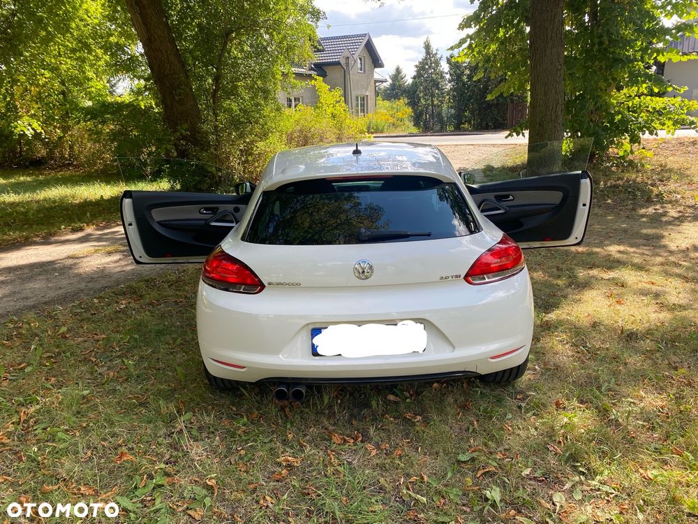 Volkswagen Scirocco 2.0 TSI - 11