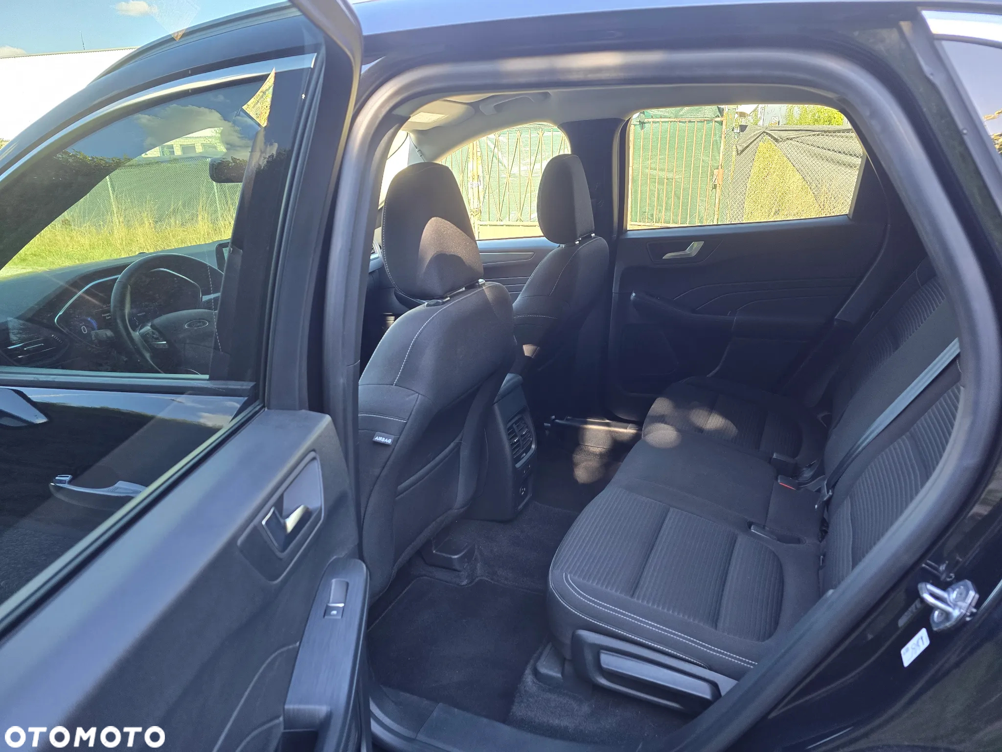 Ford Kuga 1.5 EcoBoost FWD Titanium - 16