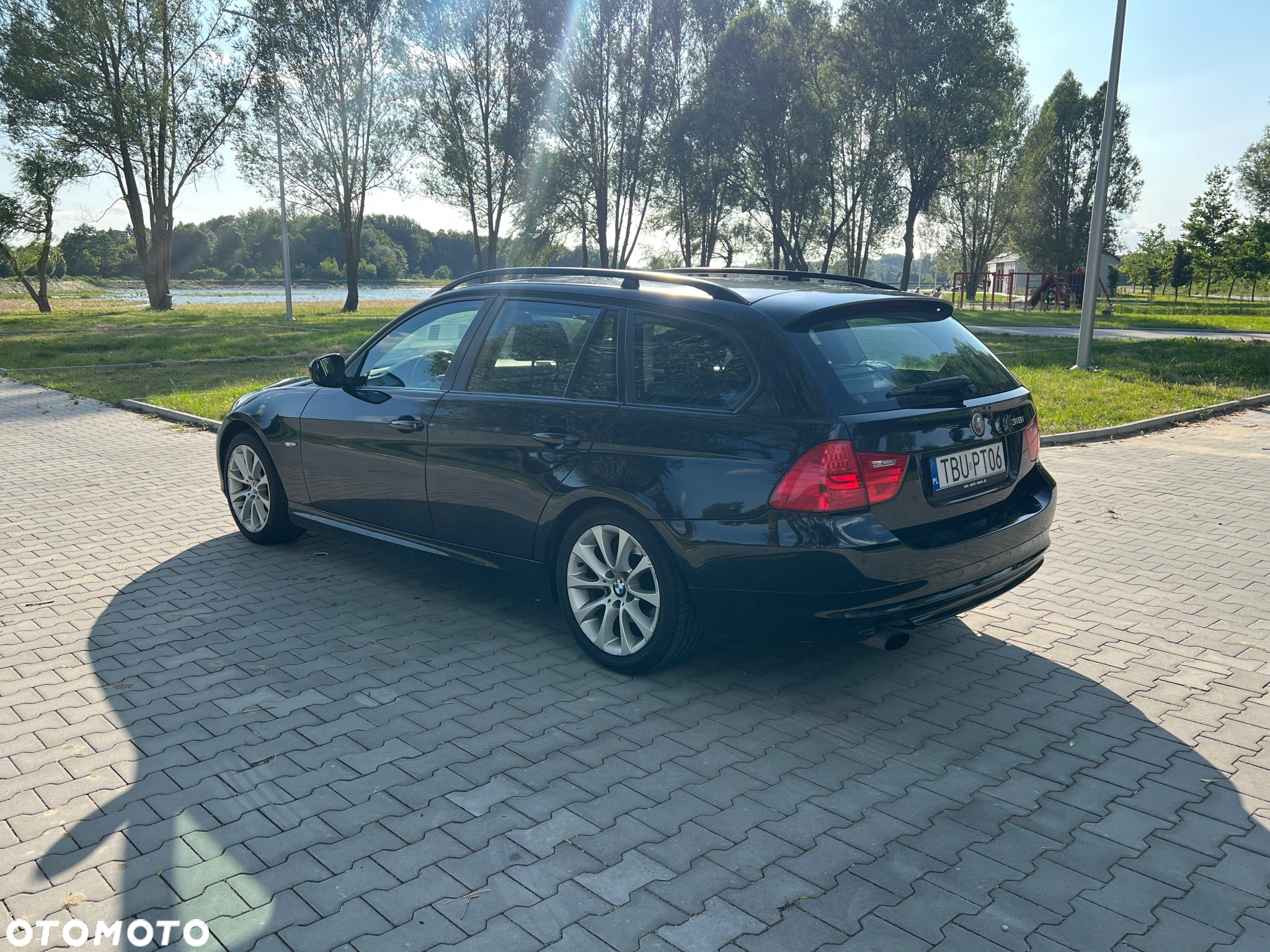 BMW Seria 3 318i - 6