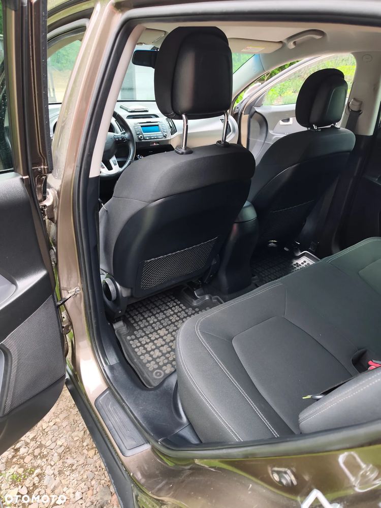 Kia Sportage 1.7 CRDI L 2WD - 10