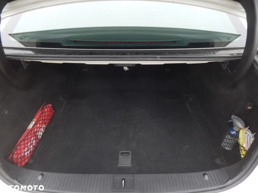 Mercedes-Benz Klasa E 350 7G-TRONIC Avantgarde BusinessEDITION - 19