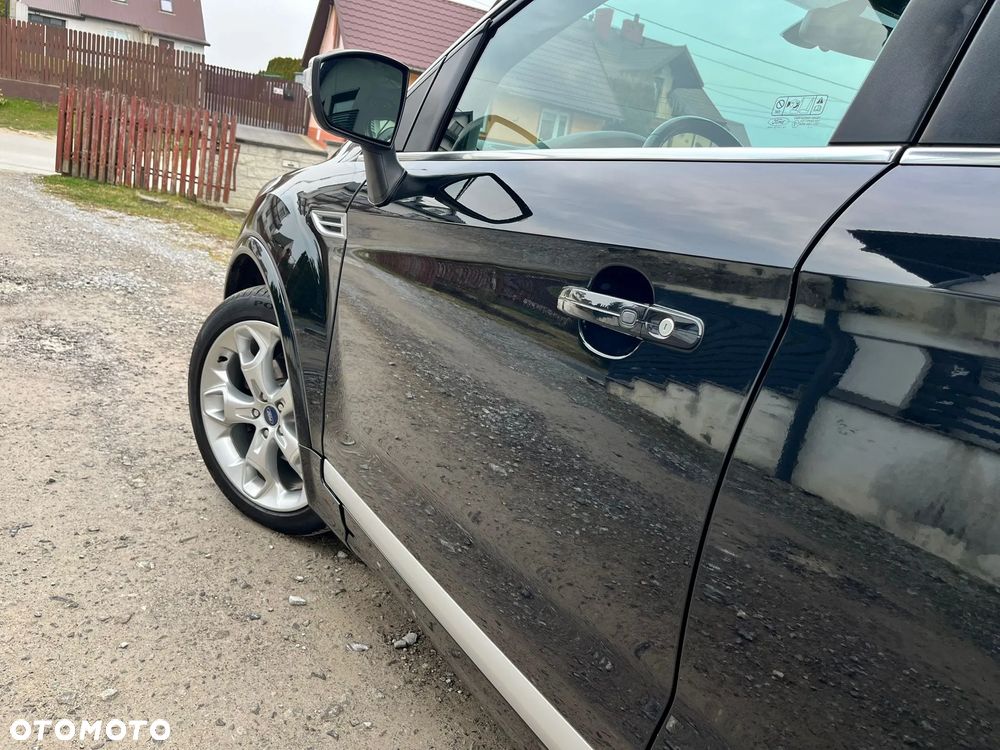 Ford Kuga 2.0 TDCi 4x4 Individual - 12