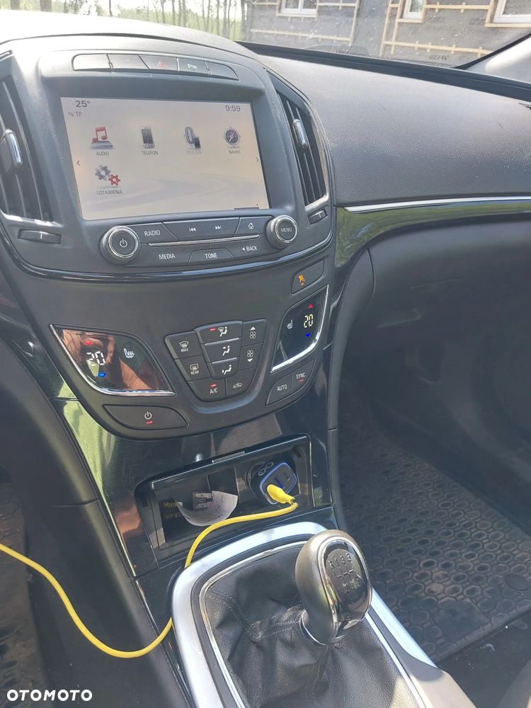 Opel Insignia 2.0 CDTI - 10