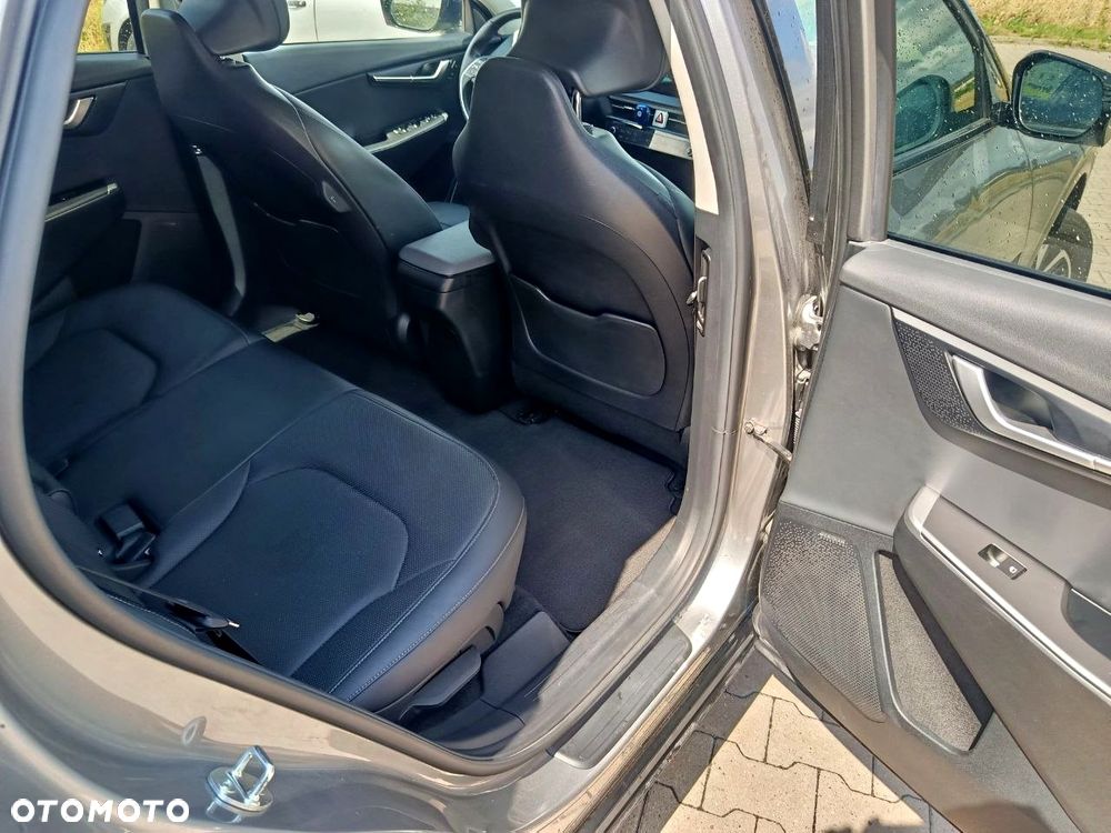 Kia EV6 77.4kWh Plus - 11