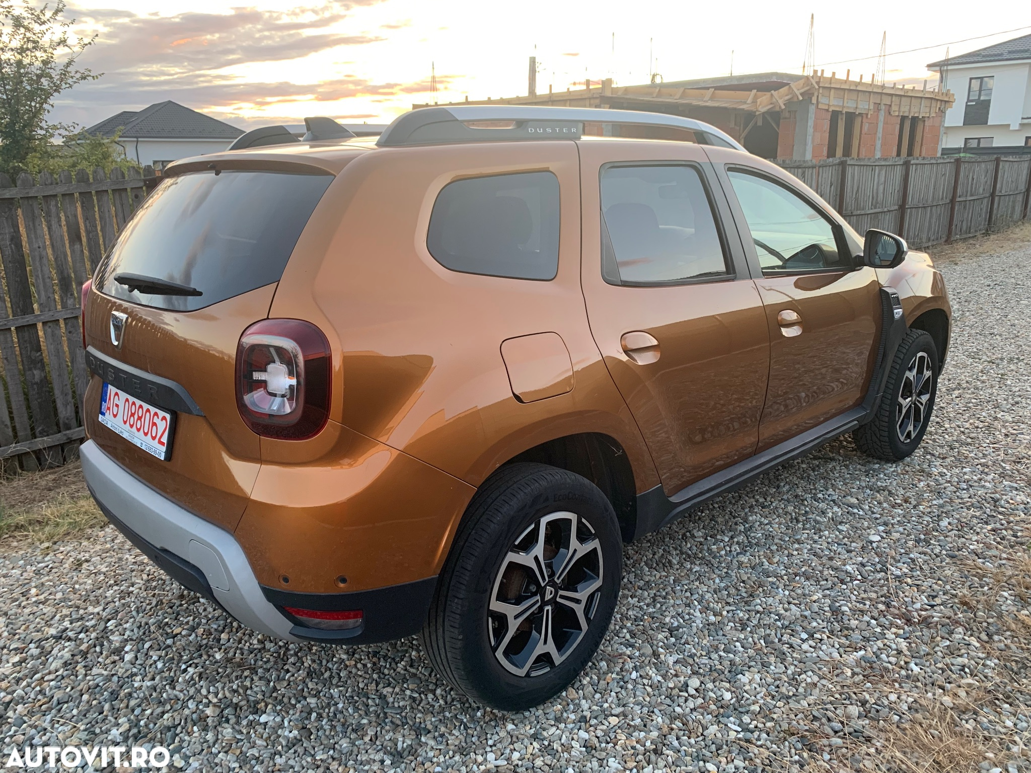 Dacia Duster 1.6 SCe 4WD Prestige jante 17" - 2