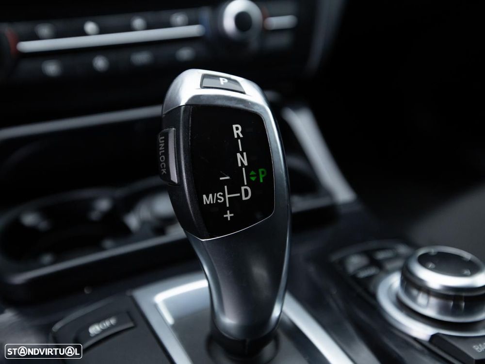 BMW 520 - 18