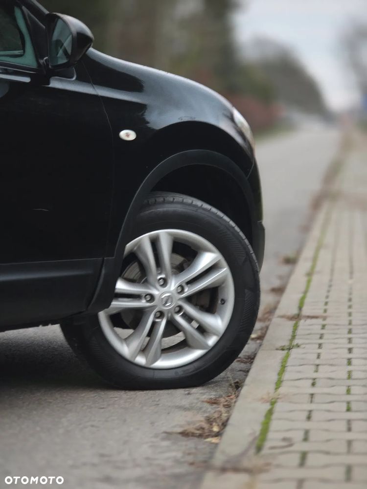 Nissan Qashqai 2.0 4x4 Tekna - 37