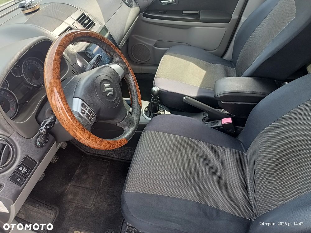 Suzuki SX4 1.6 VVT 4x2 City - 9