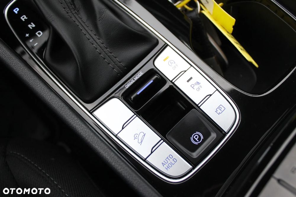 Hyundai Tucson 1.6 T-GDi 48V-Hybrid 2WD DCT Trend - 19