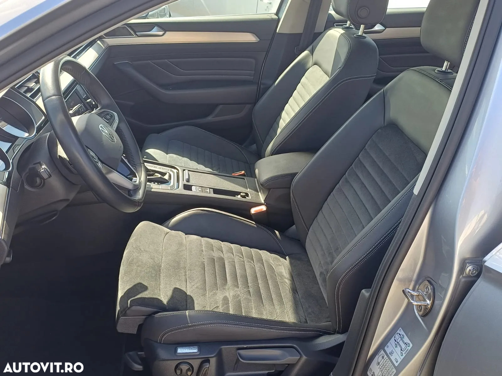 Volkswagen Passat 2.0 TDI DSG Highline - 9