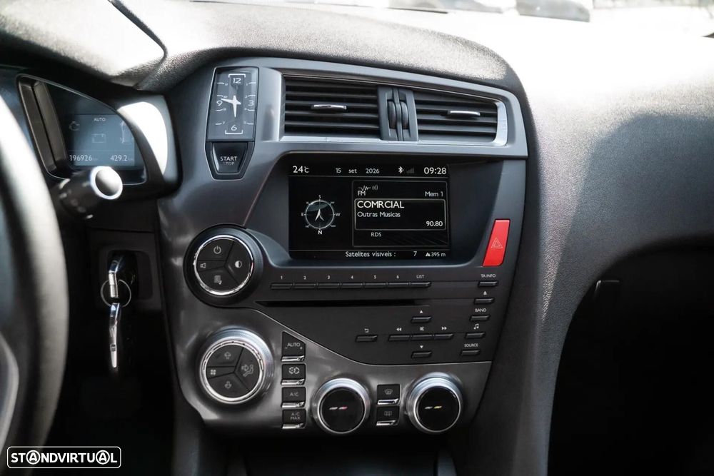 Citroën DS5 2.0 HDi Hy4 So Chic CMP6 102g - 19
