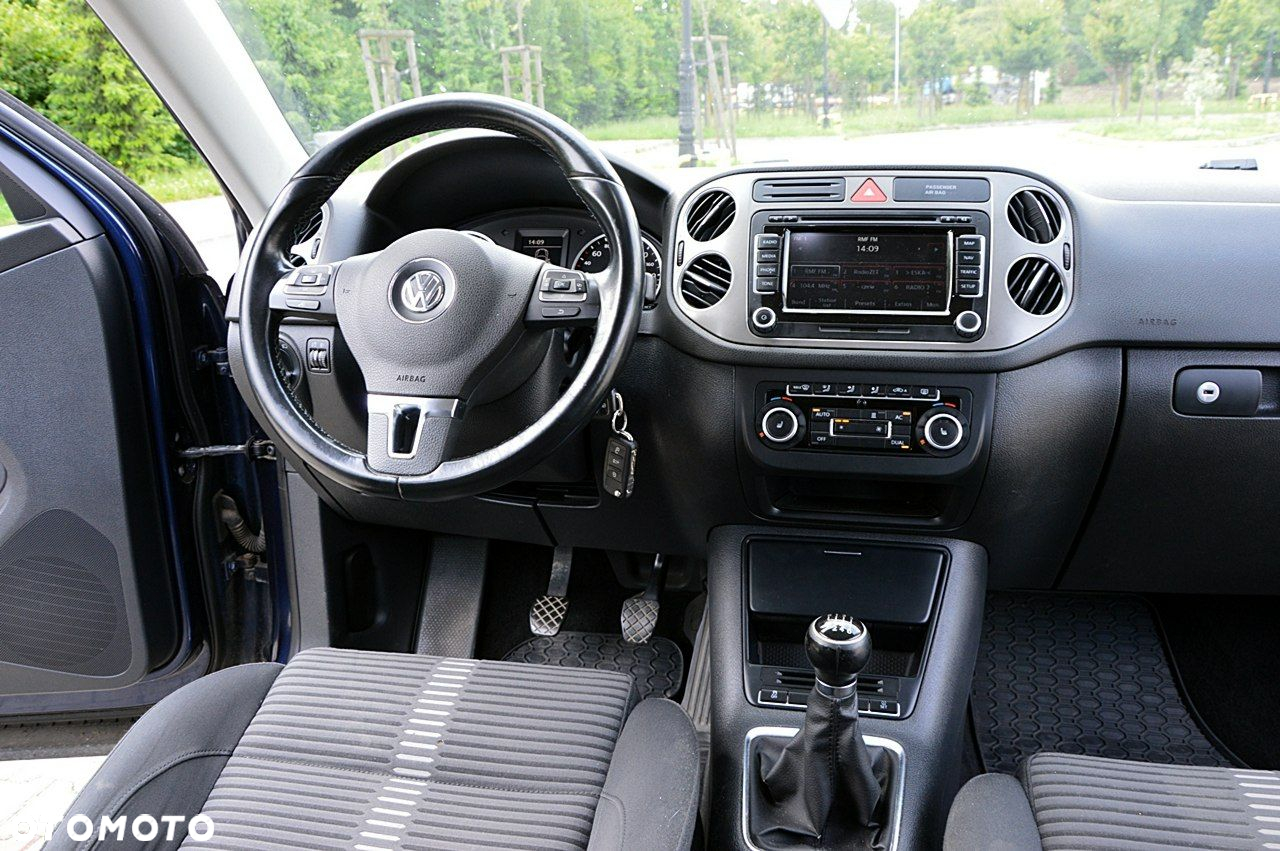 Volkswagen Tiguan 2.0 TDI DPF 4Motion BlueMotion Technology Cup Track & Style - 26