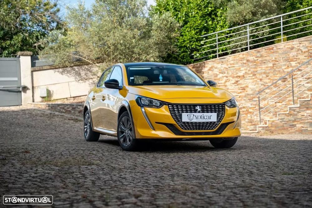 Peugeot e-208 - 32