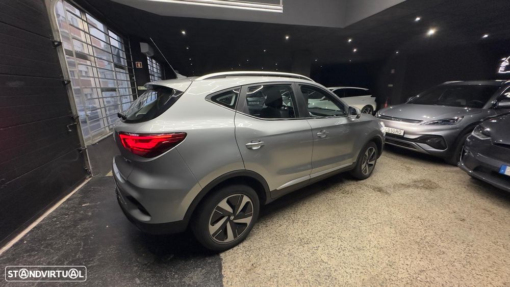 MG ZS EV 72.6 kWh Luxury - 9