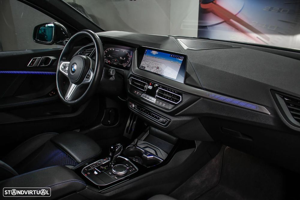 BMW M135i xDrive - 30