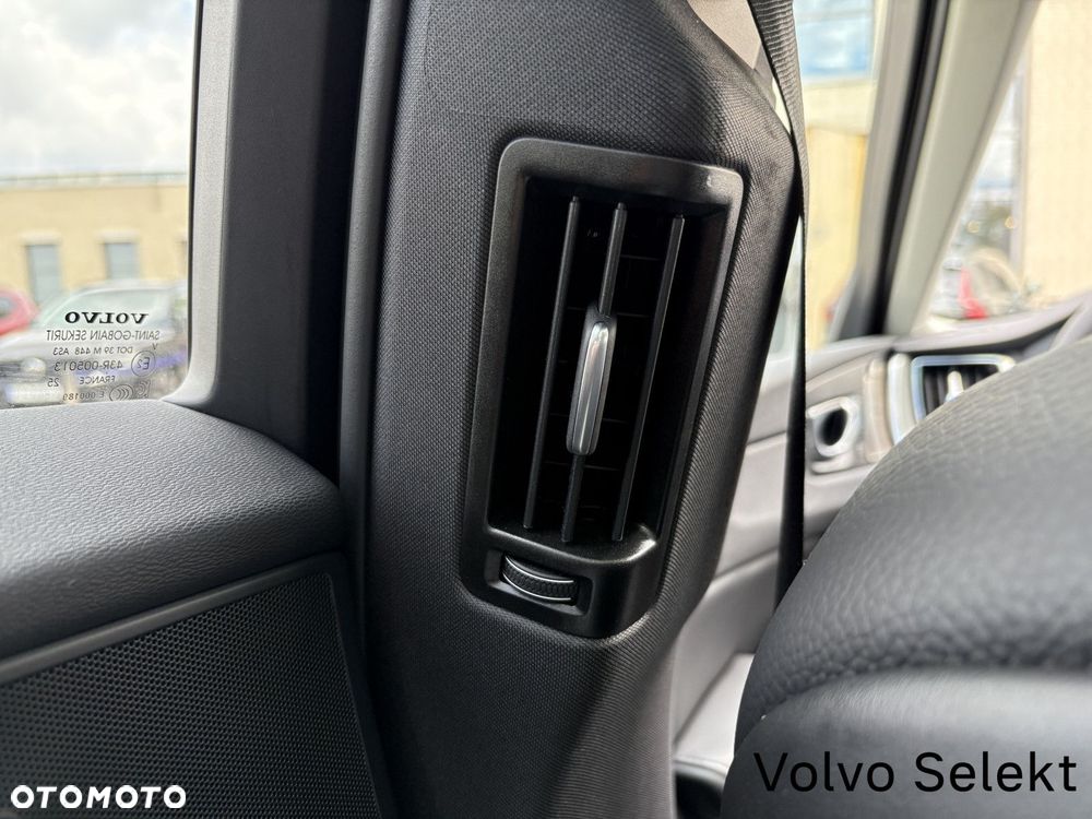 Volvo XC 60 - 24