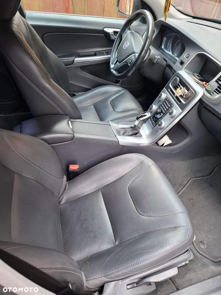 Volvo S60 - 9