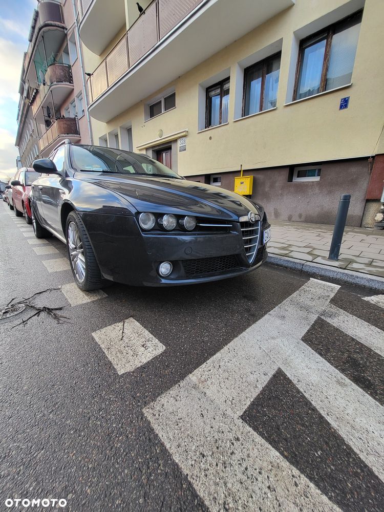 Alfa Romeo 159 - 1