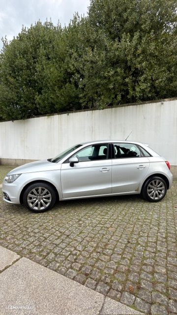 Audi A1 Sportback 1.6 TDI Advance Business Line - 4