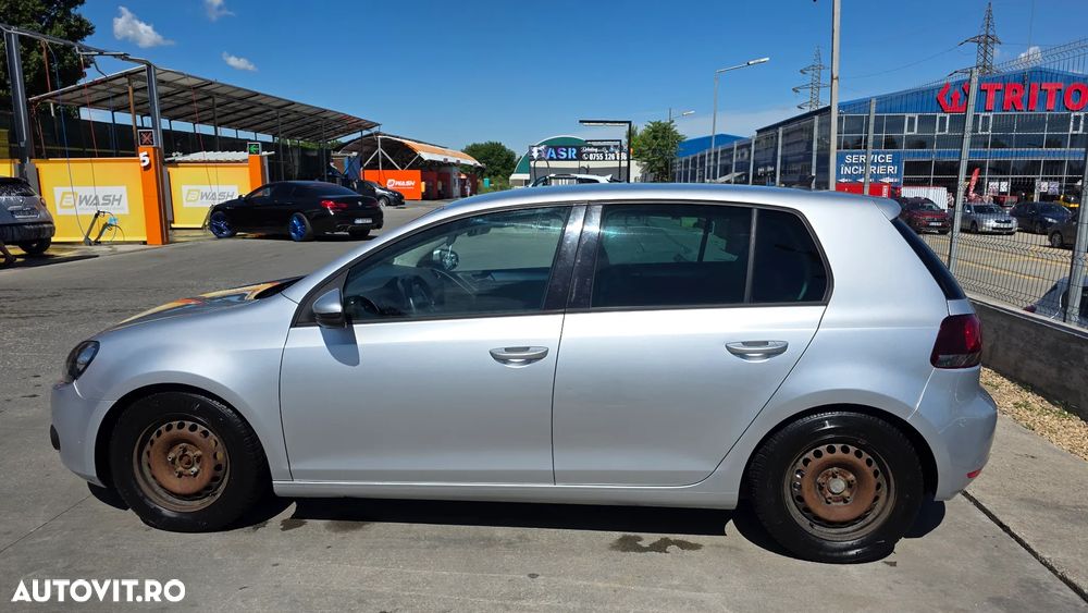 Volkswagen Golf 2.0 TDI Highline - 9