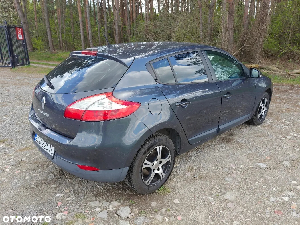 Renault Megane 1.6 16V 100 Authentique - 5