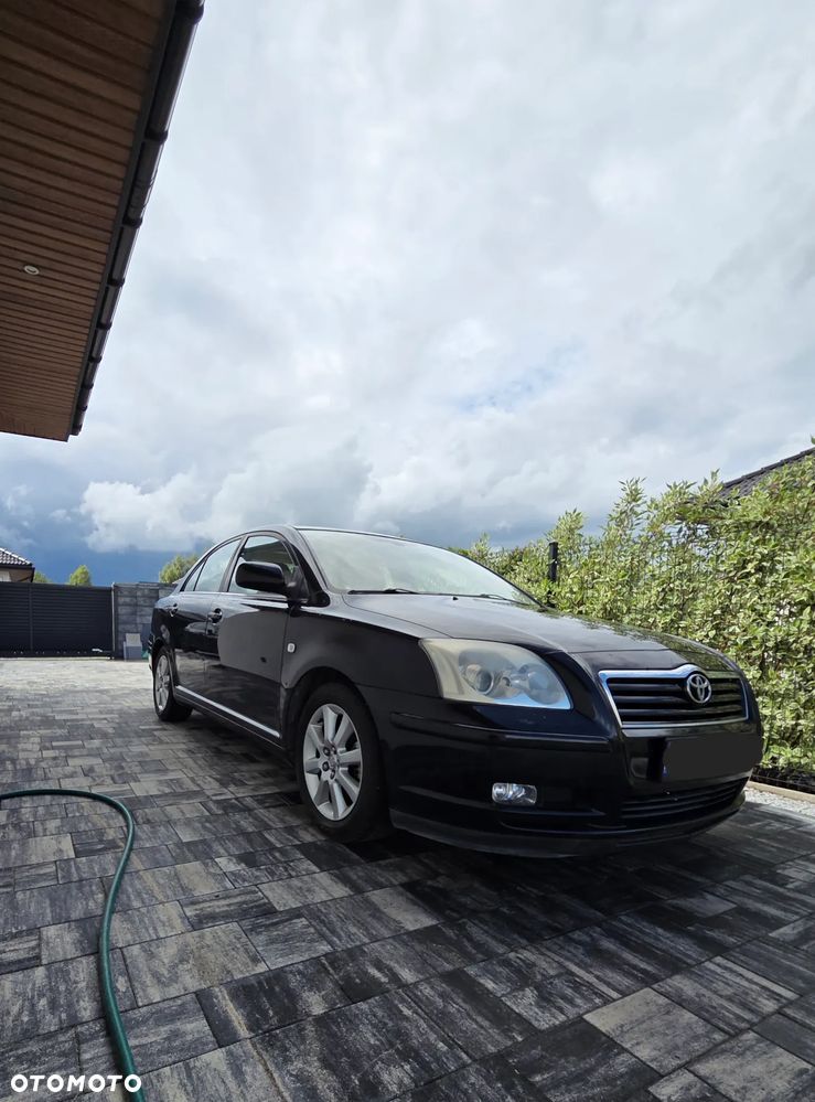 Toyota Avensis 1.8 VVT-i Sol - 4