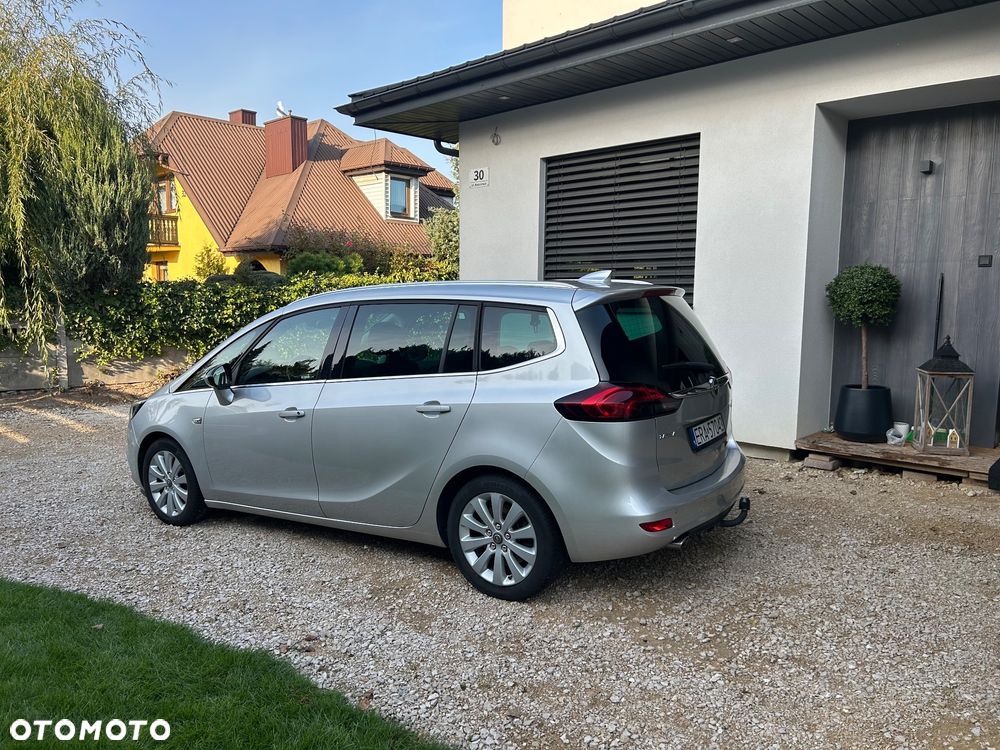 Opel Zafira 2.0 CDTI Cosmo - 11