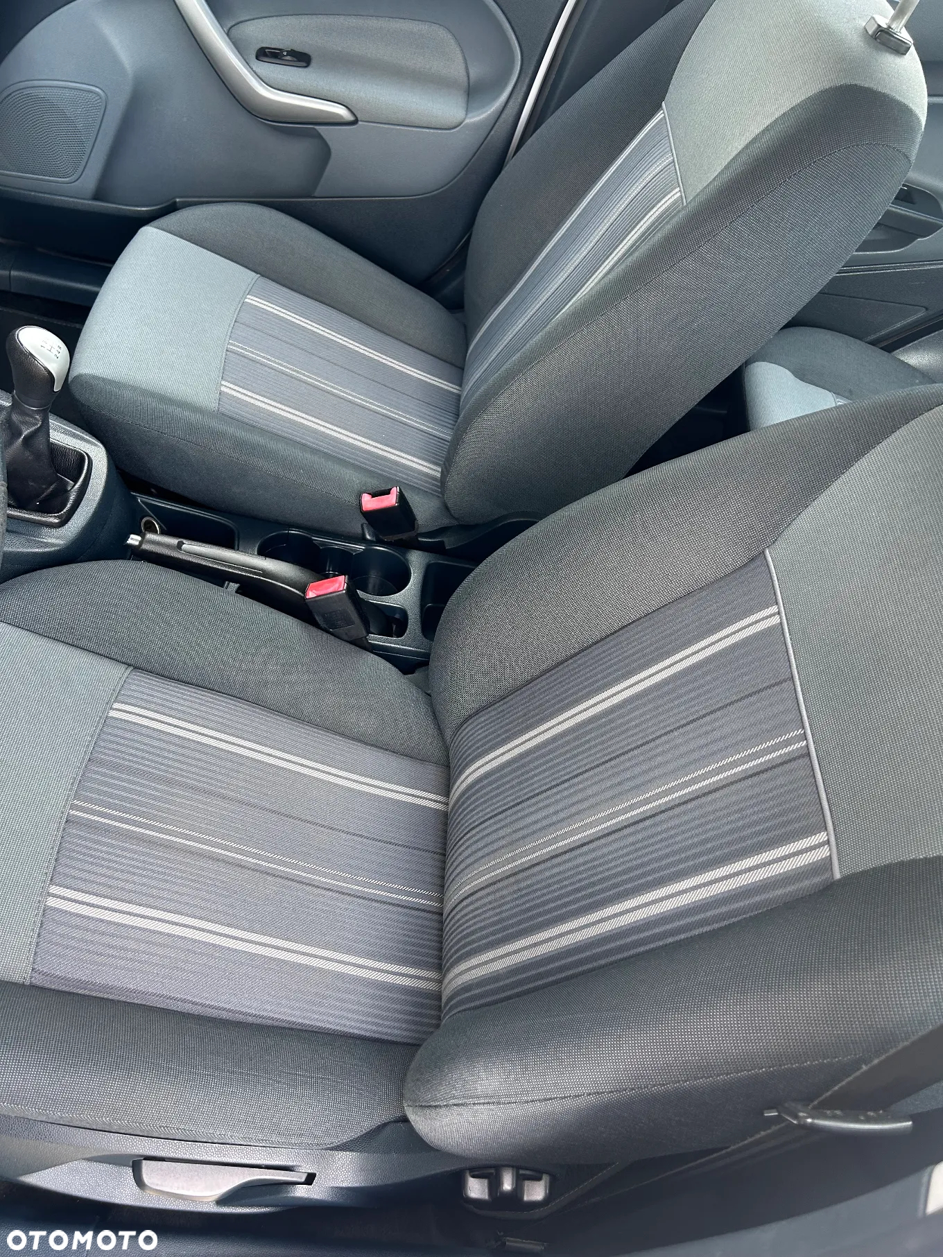 Ford Fiesta 1.25 Ambiente - 22