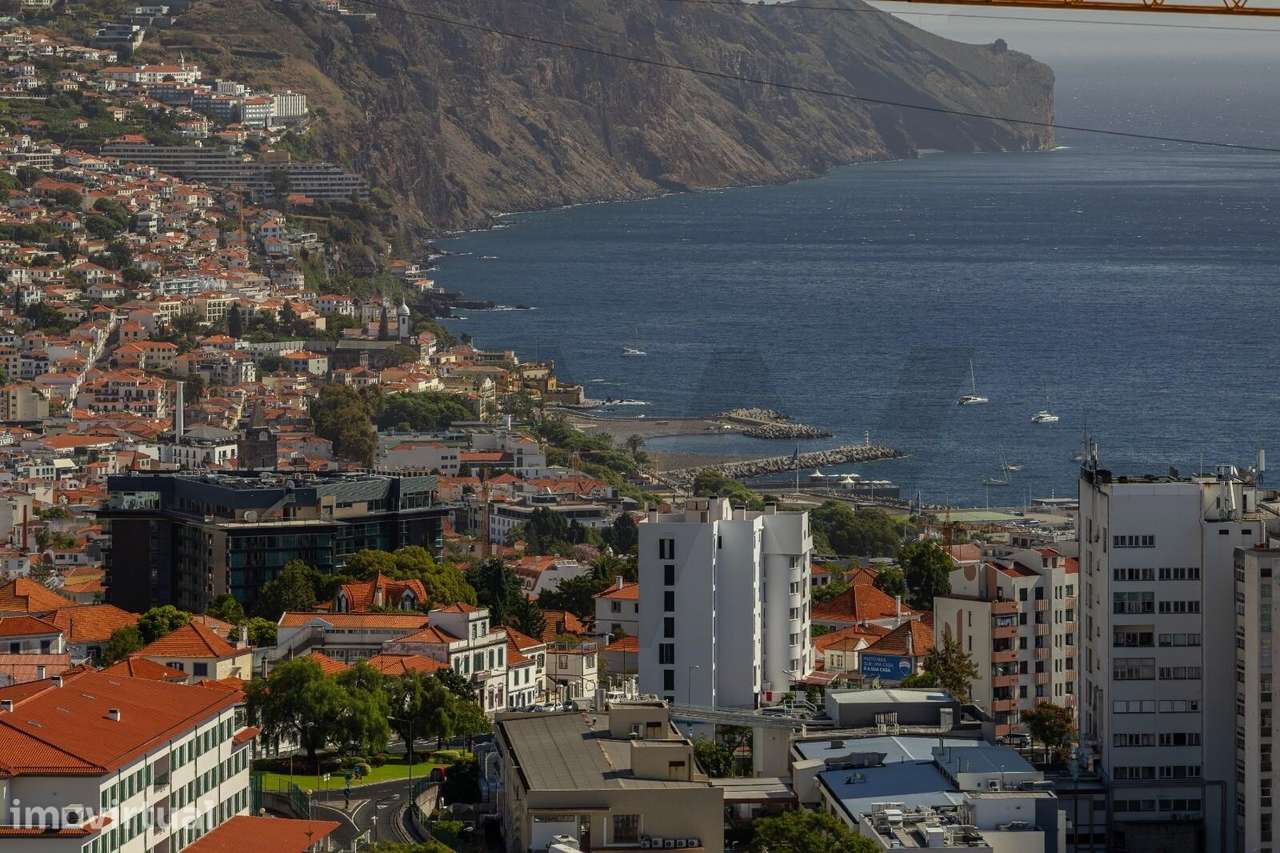 Apartamento T2 de Excelência nas Virtudes com Vista sobre a Baía do Fu - Grande imagem: 3/30